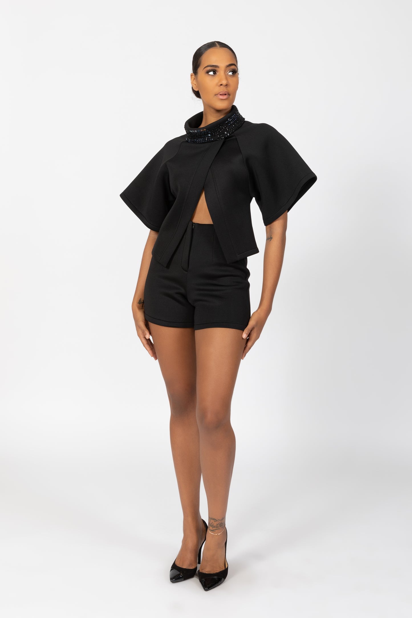 Nilla Turtle Neck Cropped Top